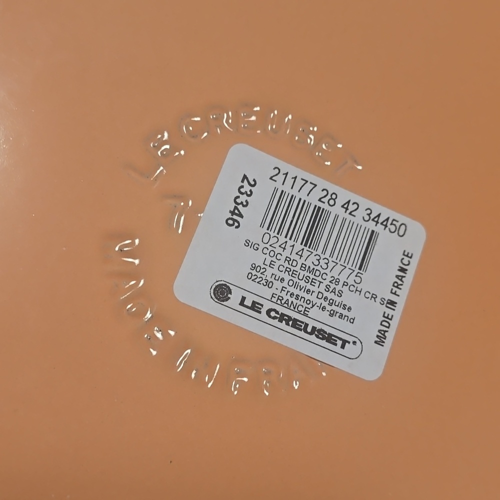 NEW!!! Le Creuset ® Signature 7.25-Qt. Peche Enameled Cast Iron Round Dutch Oven - Picture 12 of 16